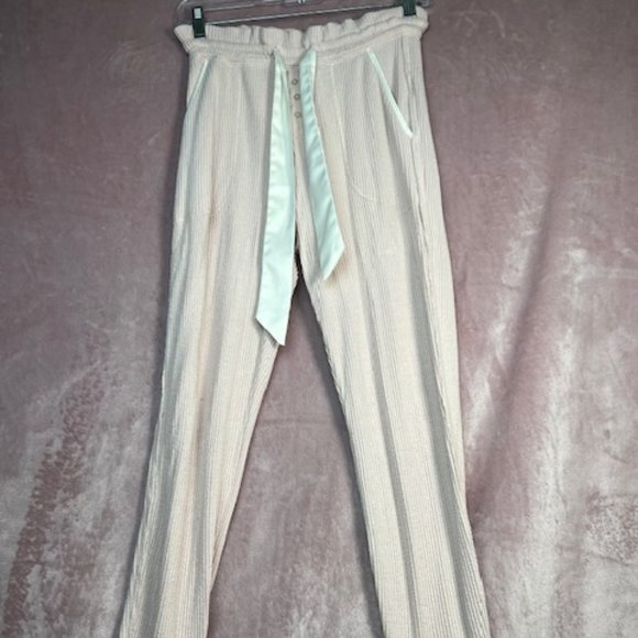 Abercrombie & Fitch Other - Womens Light Pink Abercrombie Henley Pajama Pants Size XS